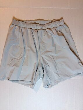 lululemon athletica Men's Light Gray Performance Shorts